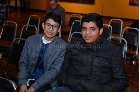 02012018 AMIGOS.  Carlos y Michel.