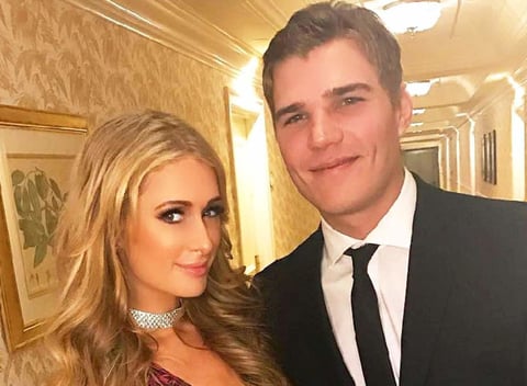 Hilton y Zylka se conocieron hace ocho años en una fiesta de Oscar, pero no se volvieron a ver sino hasta hace dos años.