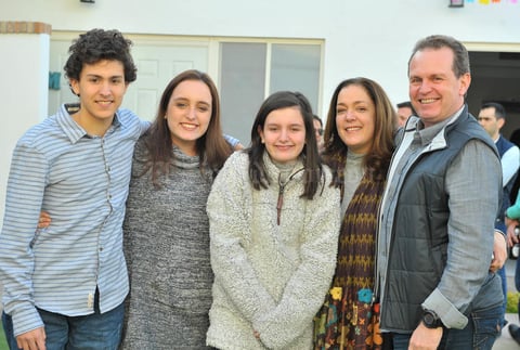 04012018 Enrique, Emilia, Ana Lucía, Lucía y Enrique.
