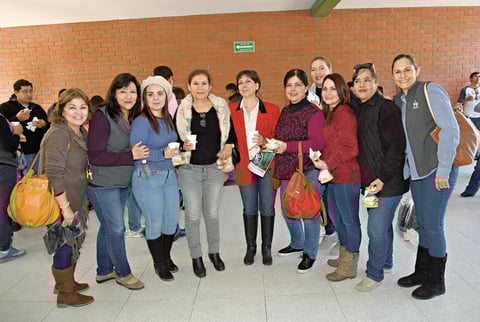 09012018 POSAN PARA LA FOTO.  Malena, Lavy, Ana, Araceli, Lupita, Moni, Goretti, Lupita y Angélica.