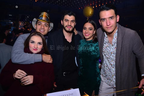 Cristina, Carlos, Martín, Ale y Hugo