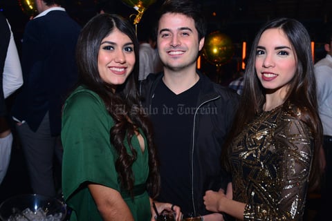 Naomi, Gustavo y Lily