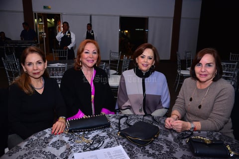 Jenny, Nancy, Olga y Ale