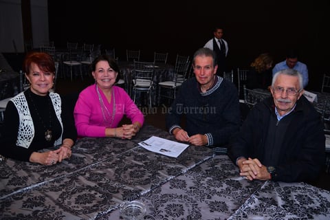 Patricia, Pilar, Jaime y Raúl