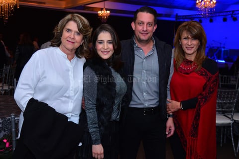 Susana, Patricia, Antonio y Gabriela
