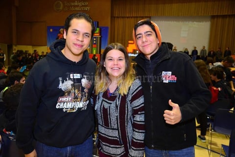 10012018 César, Juliete y Humberto.