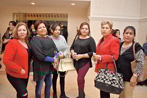 10012018 EN RECIENTE EVENTO.  Mary Cruz, Carmen, Erika, Cristina, Bertha y Lucy.