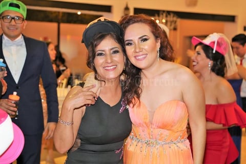 10012018 Esther y Ale Villarreal.