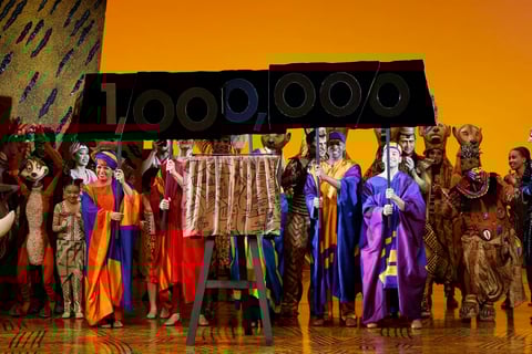 Omar Rodríguez (director residente) e integrantes del ensamble como: Felipe Flores, Daniel Zazueta, Ángeles Reyes, Viridiana Cortés, Ricardo Báez y Sheila Hernández fueron los mexicanos elegidos, así como las sudafricanas Zodwa Mrasi y Vuyelwa L. Tshona, y dos músicos.