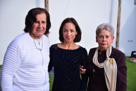 12012018 Graciela, Elsy y Teresa.