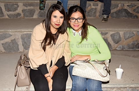 12012018 AMIGAS.  Betty y Fernanda.