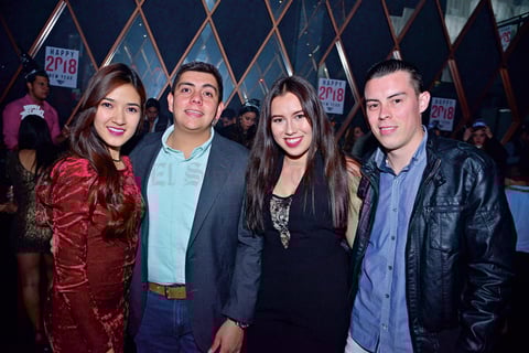 14012018 CELEBRAN SU AMISTAD.  Daniela, Carlos, Fernanda y Paliñha.