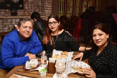 16012018 Ricardo, Estephania y Cristina.