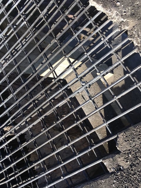 Incendio de pipa en la 'Súper' deja daños en puente