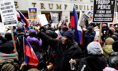 11 enero.- En una reunión con legisladores en la Casa Blanca, Trump insulta gravemente a los países de origen de inmigrantes, como El Salvador, Haití, Nicaragua y Sudán. Dice que proceden de "pozos de mier...", un comentario tachado de racista por la ONU.