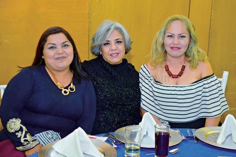 22012018 EN FESTEJO.  Brenda, Mayela y Nidia.