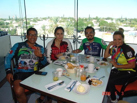 22012018 Chava, Alma, Andrés y Valeria.