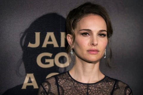 Al igual que Millie, Natalie comenzó su carrera tempranamente cuando debutó en el cine con 13 años.
