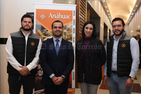 24012018 Adrián Gadsen, Isaac Burgette, Claudia Mena y José Alberto Díaz.