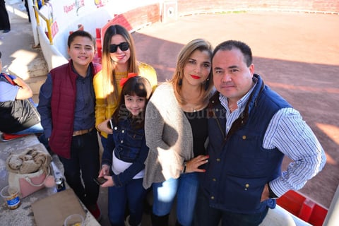 24012018 CONVIVEN.  Familia Rodríguez Escobedo.