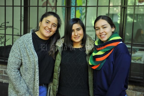 27012018 EN LA UNIVERSIDAD.  Andrea, Mixtli y Luisa.