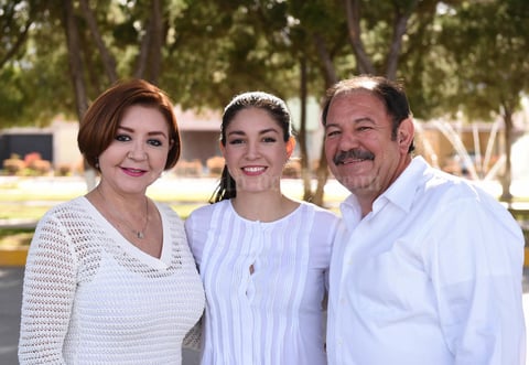01022018 Adriana, Michel y Jesús Alberto.