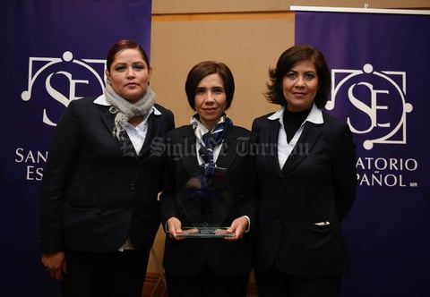 07022018 PREMIO REGIONAL.  Alma Yesenia Ramírez, Isabel Sosa y Ana María Chávez.