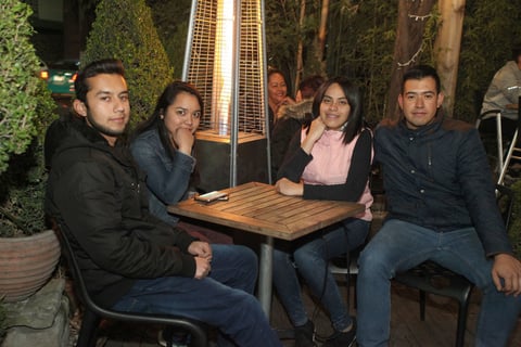 Edgar, Verónica, Marian y Miguel.