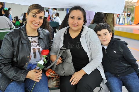 16022018 CASA ABIERTA.  Gaby, Janeth y Kalep.