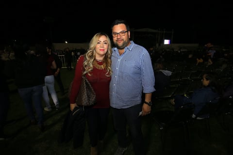 Duranguenses disfrutan concierto de Timbiriche