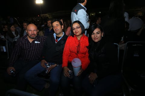 Duranguenses disfrutan concierto de Timbiriche