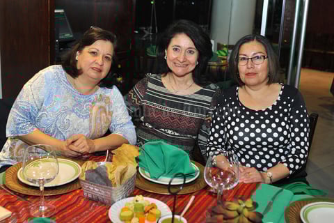 19022018 Angelina, Cristina y Maricela.