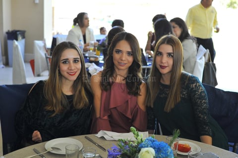 Ana, Ingrid y Martha