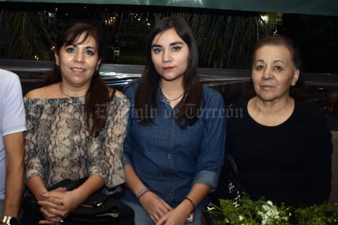 21022018 Laura, Mariana y Catalina.