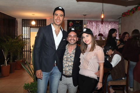 Eduardo Estrada, Tito Avalos y Diana Valeria Trejo.