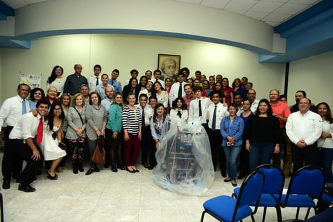 23022018 CIERRE DE ROBOT.  Alumnos de la Preparatoria La Salle Torreón llevó a cabo el pasado martes la ceremonia de Cierre de Robot, el cual participará el próximo mes de marzo en el concurso de Robótica FIRST Laguna Regional.