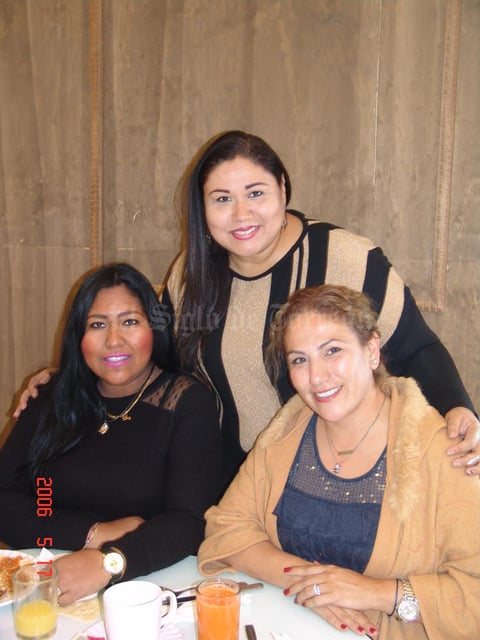 15022018 Selene, Elizabeth y Emma.