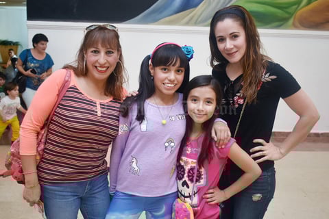 22022018 Mónica, Bárbara, Emilia y Myriam.