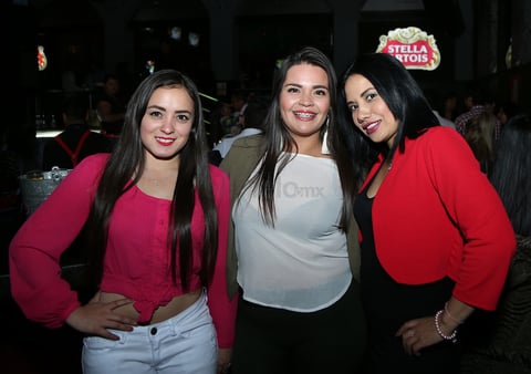 Monse, Diana y Ale.