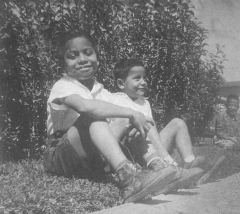 04032018 Hermanos Miguel y Luis Martínez Guerrero el 2 de noviembre de 1956