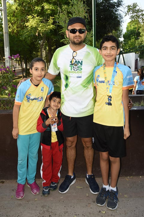 04032018 Héctor, Gabriela, Ximena y Héctor.