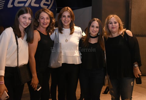 Nayla Guera Astrid  Barbara y Maria Barbara