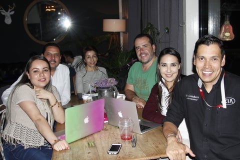 Javier, Melissa, Sergio, Nadia, Iram y Betty.