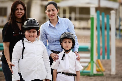 07032018 Zahira, Emiliano, Sirius y Marijose.