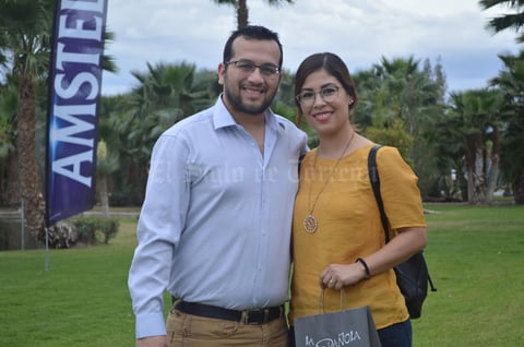 07032018 EN PAREJA.  Antonio y Yamina.