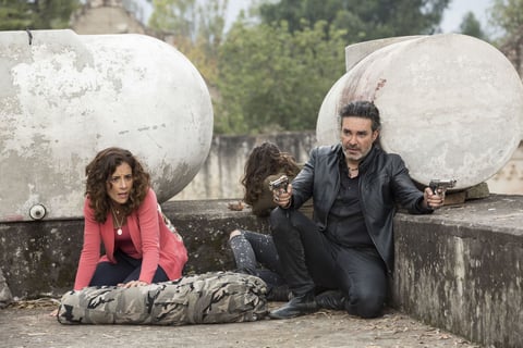 Remake de la serie colombiana El Capo, protagonizada por Mauricio Islas.