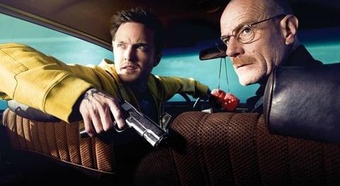 Aaron Paul y Bryan Cranston en Breaking Bad, una serie con alto rating.