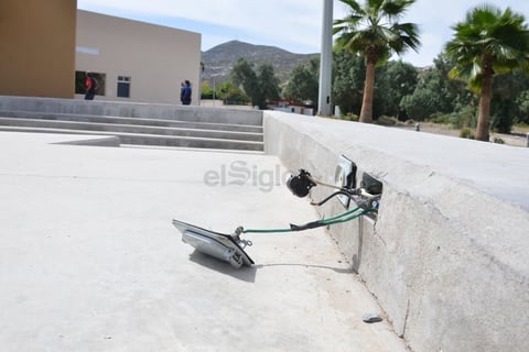 En los documentos remitidos a los dos funcionarios municipales le precisan que sí hay vigilancia de día, pero el problema es que a partir de las 19.00 horas se retiran.