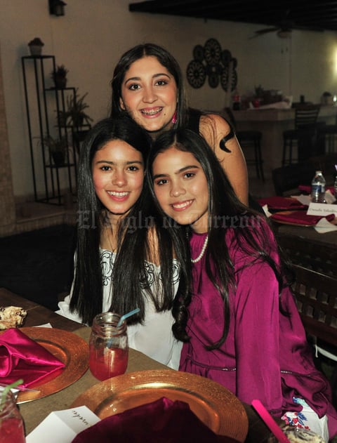 Marcela Ximena y Renata