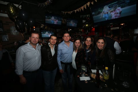 Celebra Lucky Black aniversario